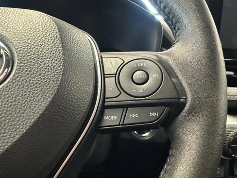 Used 2023 Toyota RAV4 XLE image 40