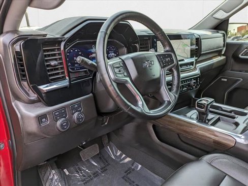 Used 2025 Chevrolet Silverado 1500 RST w/ Dark Appearance Package image 10