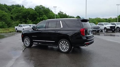 Used 2024 GMC Yukon Denali w/ Advanced Technology Package image 6