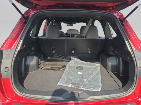 Certified 2025 Subaru Forester image 25