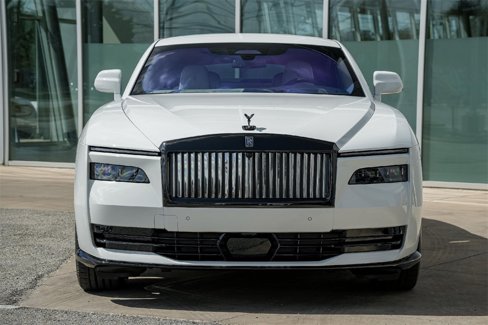 New 2025 Rolls-Royce Spectre Black Badge image 7