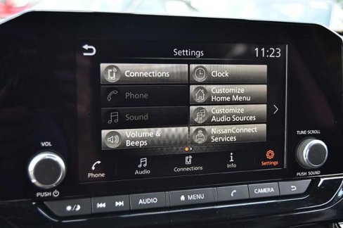 Certified 2024 Nissan Pathfinder SV image 14