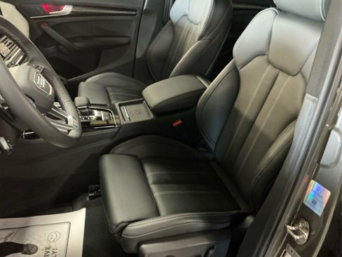 Certified 2024 Audi SQ5 Prestige image 25