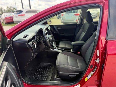 Used 2019 Toyota Corolla LE image 15
