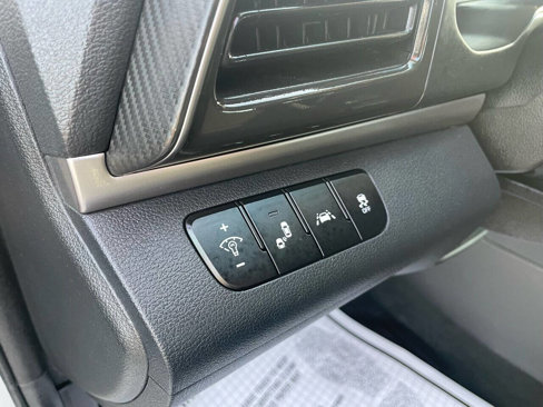 Used 2019 Hyundai Elantra SEL w/ Cargo Package image 23