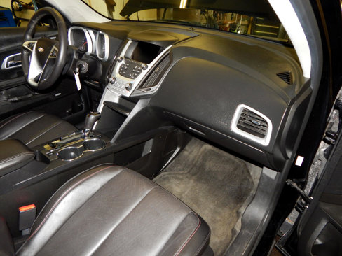 Used 2017 Chevrolet Equinox LT w/ Midnight Edition image 25