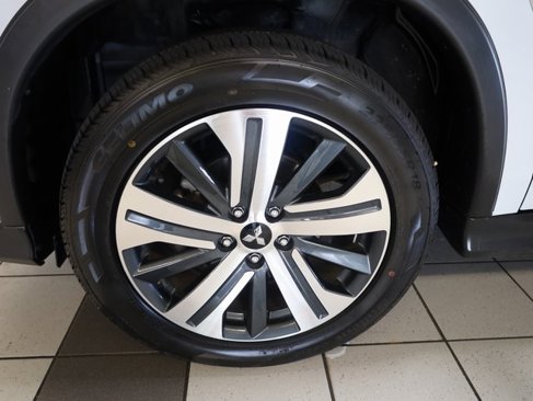 Used 2024 Mitsubishi Outlander Sport SE image 16