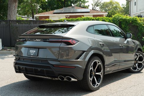 Used 2024 Lamborghini Urus S image 31