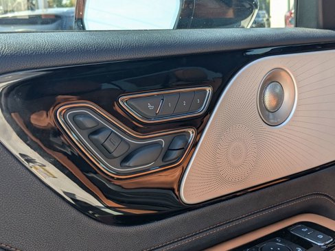 New 2025 Lincoln Aviator Black Label w/ Jet Appearance Package image 14