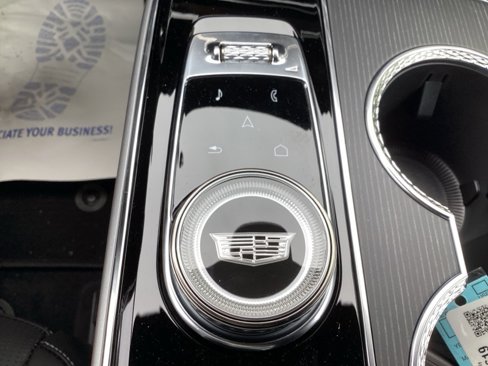 New 2025 Cadillac Lyriq Luxury image 38