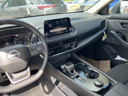 New 2026 Nissan Rogue S image 16