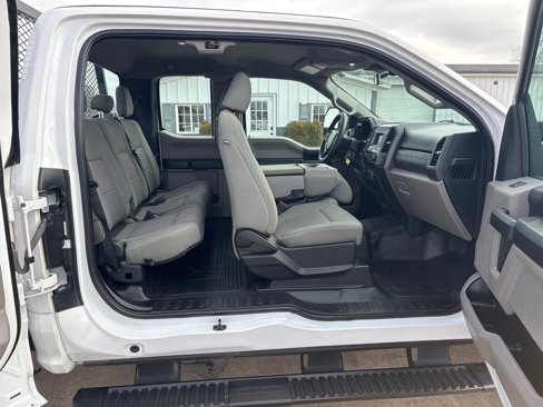 Used 2020 Ford F250 XL w/ Power Equipment Group image 14