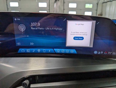 New 2026 Cadillac Vistiq Luxury w/ LPO, Floor Liner Package image 27