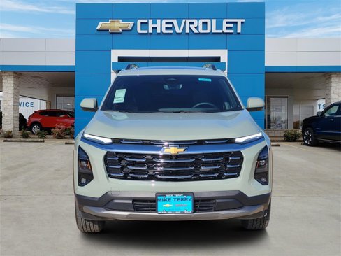 New 2026 Chevrolet Equinox LT w/ Convenience Package II image 2
