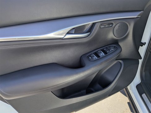 Used 2024 INFINITI QX55 Luxe image 15