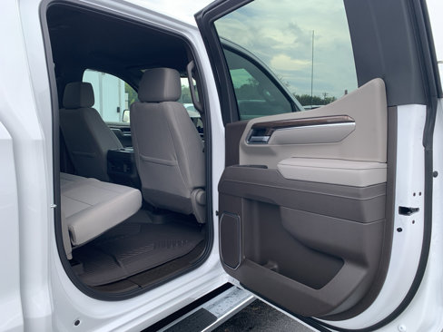 New 2026 Chevrolet Silverado 1500 LT image 24