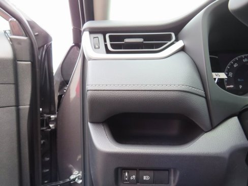 New 2025 Toyota RAV4 XLE image 36
