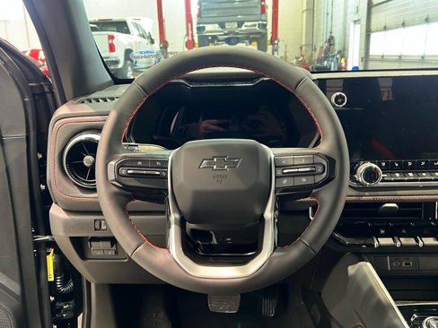New 2025 Chevrolet Colorado Z71 w/ Technology Package image 28