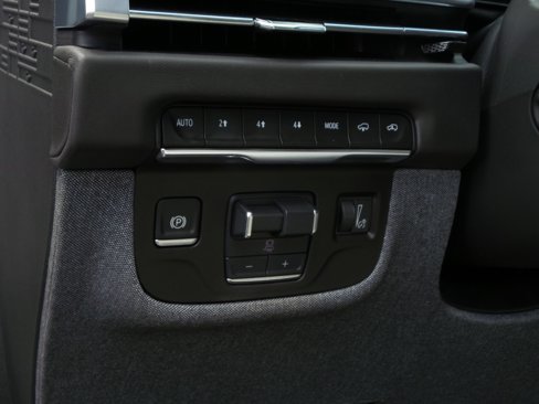 Used 2025 Cadillac Escalade Sport Platinum image 32