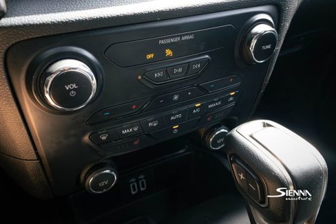 Used 2020 Ford Ranger Lariat w/ Equipment Group 501A Mid image 33