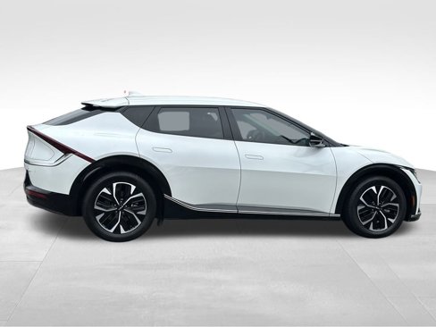 Used 2022 Kia EV6 Wind image 13
