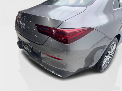 Used 2025 Mercedes-Benz CLA 250 image 18