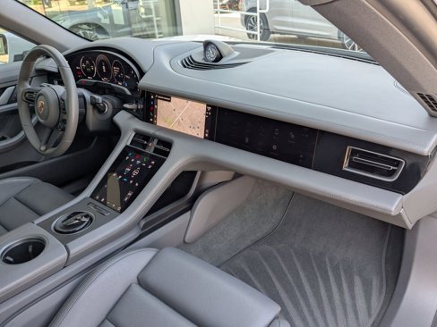 Certified 2025 Porsche Taycan 4S image 26