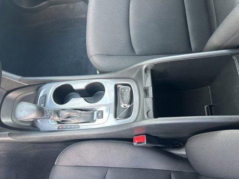 Used 2023 Chevrolet Malibu LS image 30