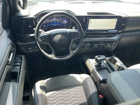 Used 2024 Chevrolet Silverado 1500 ZR2 image 11