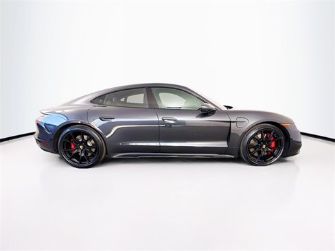 Certified 2022 Porsche Taycan GTS image 8