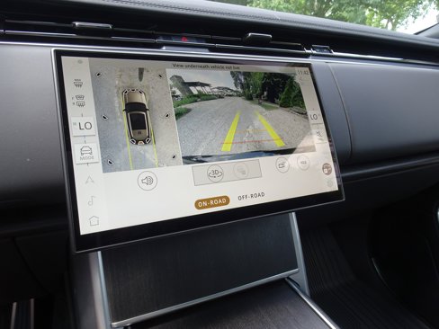 New 2025 Land Rover Range Rover SE image 4