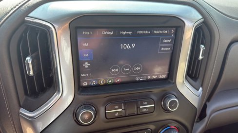 Used 2023 Chevrolet Silverado 2500 LTZ w/ LTZ Convenience Package image 20
