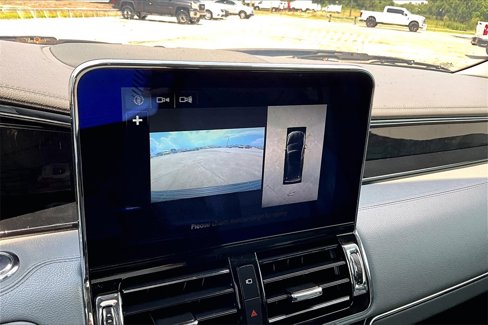 Used 2019 Lincoln Navigator Reserve image 13