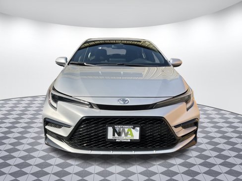 Used 2024 Toyota Corolla SE image 5