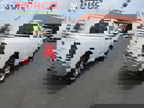 Used 2018 RAM 1500 Tradesman w/ Chrome Appearance Group image 8