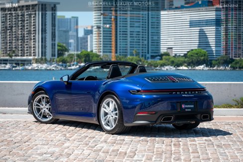 Used 2025 Porsche 911 Carrera image 12