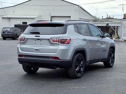 Used 2019 Jeep Compass Altitude image 4