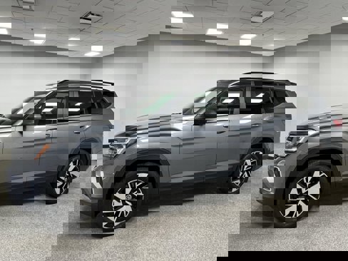 Used 2024 Volkswagen Atlas SE image 7