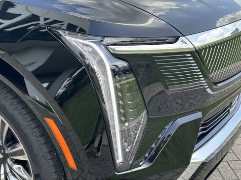 New 2026 Cadillac Escalade IQ Luxury 1 image 8