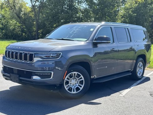 Used 2024 Jeep Wagoneer L 4WD w/ Convenience Group I image 2