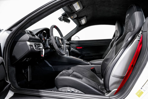 Used 2021 Porsche 718 Cayman GT4 image 18