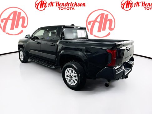 Used 2025 Toyota Tacoma SR w/ SR Upgrade Package image 5
