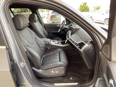 New 2026 BMW X5 xDrive40i w/ Premium Package image 22