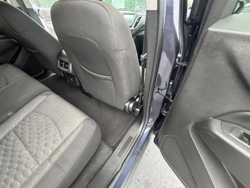 Used 2018 Chevrolet Equinox LT image 26