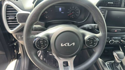 Used 2022 Kia Soul LX w/ Technology Package image 12