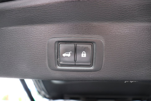 Used 2024 Mitsubishi Outlander 4WD Plug-In Hybrid image 57
