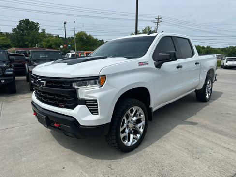 Used 2023 Chevrolet Silverado 1500 LT Trail Boss w/ Convenience Package II image 4