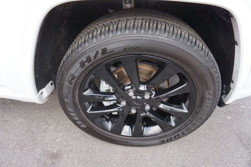 Used 2020 Jeep Grand Cherokee Altitude image 15