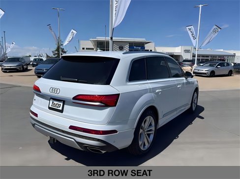 New 2025 Audi Q7 3.0T Prestige image 5