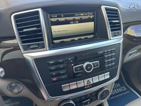Used 2013 Mercedes-Benz GL 450 4MATIC image 25